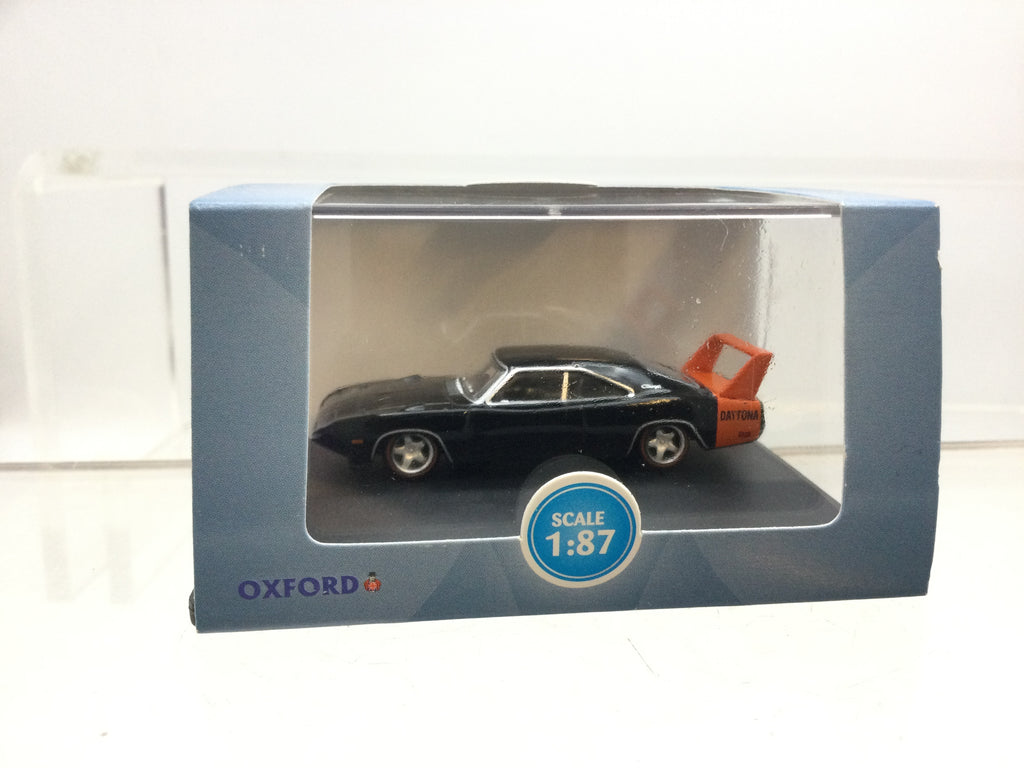Miniatura Carro Dodge Charger (1968) - Preto - 1:87 - Ho - Oxford - Foto 8