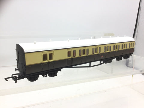 Hornby R4030D OO Gauge GWR Suburban B Set Coach 6763