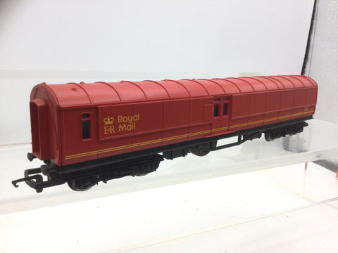Hornby R416 OO Gauge Post Office TPO Operating Coach Set