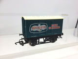 Hornby R105 OO Gauge Birds Eye Fish Fingers Van