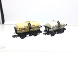 Peco NR-P167 N Gauge United Dairies Tank Wagon x2