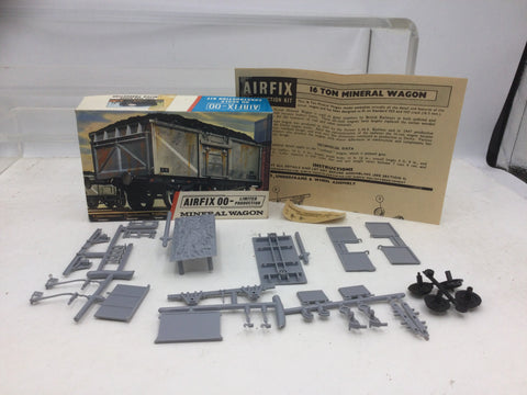 Airfix R.3 OO Gauge Mineral Wagon Kit