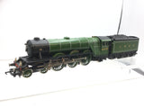 Hornby R398 OO Gauge LNER Green 4472 Flying Scotsman