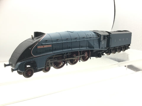 Bachmann 31-959 OO Gauge LNER Blue Class A4 26 Miles Beevor