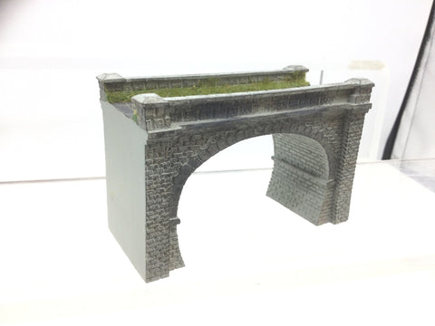 Hornby Lyddle End N8571 N Gauge Road Over Bridge