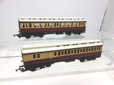 Hornby R1089 OO Gauge Red/Cream Clerestory Coach x2