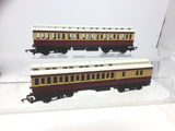 Hornby R1089 OO Gauge Red/Cream Clerestory Coach x2