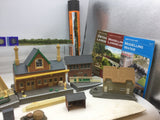 Job Lot of Assorted OO Gauge Buildings (L1)
