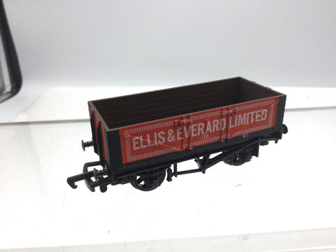 Mainline 37-131 OO Gauge 5 Plank Wagon Ellis & Everard