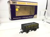 Dapol B574 OO Gauge 7 Plank Wagon S.J Baverstock Newbury
