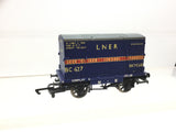Hornby R6574 OO Gauge NE Conflat Wagon w Container 17828