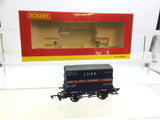Hornby R6574 OO Gauge NE Conflat Wagon w Container 17828