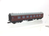 Graham Farish 374-835A N Gauge LMS Maroon Stanier Corr 3rd Coach 1674