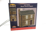 Bachmann 44-0220A OO Gauge Low Relief Stone Terrace Right Hand Door Red