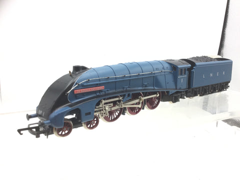 Hornby R649 OO Gauge Royal Doulton LNER Class A4 Sir Ronald Matthews