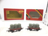Hornby R340 OO Gauge BR 14t Conflat Wagon w Containers B734259 x2