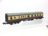 Graham Farish 374-075D N Gauge BR Crimson/Cream Mk1 Corr Brake Coach E21053