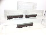 Graham Farish 370-076 N Gauge BR Suburban Coaches x3