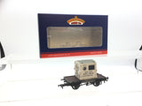 Bachmann 37-975B OO Gauge Conflat Wagon GWR Grey With 'GWR' AF Container [W]