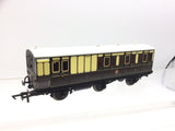 Hornby R40308 OO Gauge GWR, 6 Wheel Coach, 3rd Class, 2548 - Era 2/3