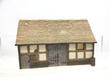 Hornby R8524 OO Gauge Skaledale Holly Farm Barn