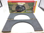 Hornby R8511 OO Gauge Skaledale Double Track Stone Tunnel Portals (Pair)