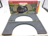 Hornby R8511 OO Gauge Skaledale Double Track Stone Tunnel Portals (Pair)