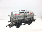 Dapol B134 OO Gauge 12t Tank Wagon Esso 3066