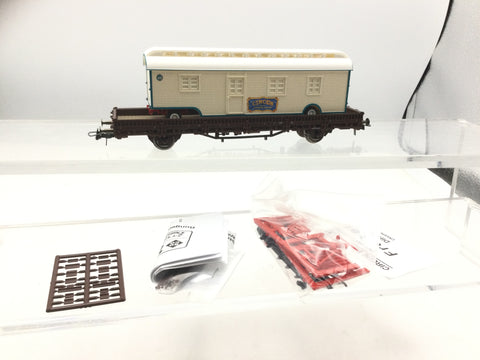 Roco 47228 HO Gauge OBB Flat Wagon with Circus Trailer Load