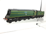 Hornby R2220 OO Gauge SR Battle of Britain Class 34081 92 Squadron BR Green (L1)