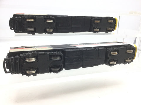Hornby R336 OO Gauge HST Intercity 125 Swallow Livery Car Set