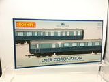 Hornby R40223 OO Gauge LNER, Coronation Brake Third & Kitchen Third Articulated Coach Pack - Era 3