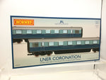 Hornby R40224 OO Gauge LNER, Coronation Double Open First Articulated Coach Pack - Era 3