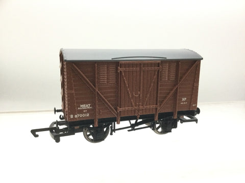 Hornby R6185B OO Gauge BR Quad Vent Meat Van B870012