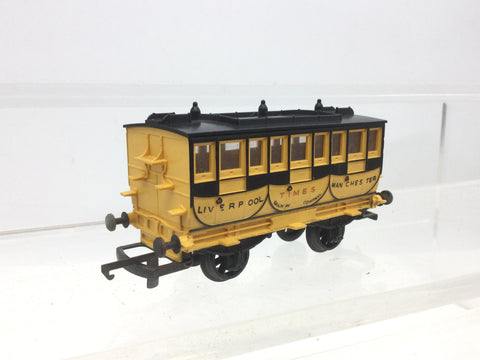 Triang R621 OO Gauge Stephensons Rocket Coach Times