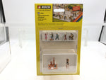 Noch 16280 HO/OO Gauge At the Flea Market Themed Figure Set