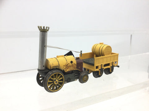 Triang R346 OO Gauge Stephenson's Rocket (SPARES OR REPAIRS)