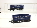Hornby R2669 OO Gauge Large Mineral Wagon Parkinson x2