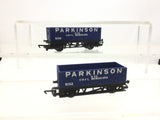 Hornby R2669 OO Gauge Large Mineral Wagon Parkinson x2