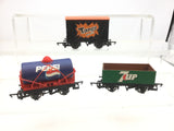 Hornby R1015 OO Gauge Tango/7Up/Pepsi Wagons