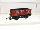 Hornby R149 OO Gauge 5 Plank Wagon Hunting (L2)