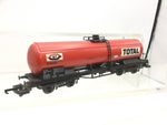 Lima 302909 OO Gauge Bogie Tank Wagon 'Total'