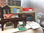 Job Lot of OO Gauge Kit Built Buildings and Accessories (L2)
