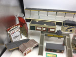 Job Lot of OO Gauge Kit Built Buildings and Accessories (L4)
