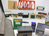 Job Lot of OO Gauge Kit Built Buildings and Accessories (L6)