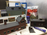 Job Lot of OO Gauge Kit Built Buildings and Accessories (L8)