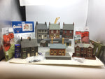 Job Lot of OO Gauge Kit Built Buildings and Accessories (L9)