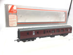 Lima 305332 OO Gauge BR Maroon Mk 1 Corridor Brake 2nd Coach M25290