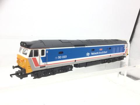 Lima 205131 OO Gauge NSE Class 50 No 50023 Howe