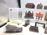 Job Lot of Assorted N Gauge Buildings/Accessories (Lot 2)